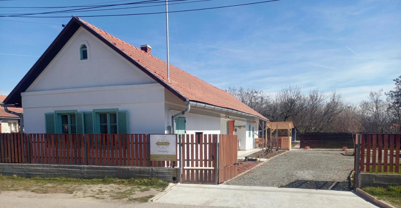 Villa Idill Vendeghaz Tiszafured